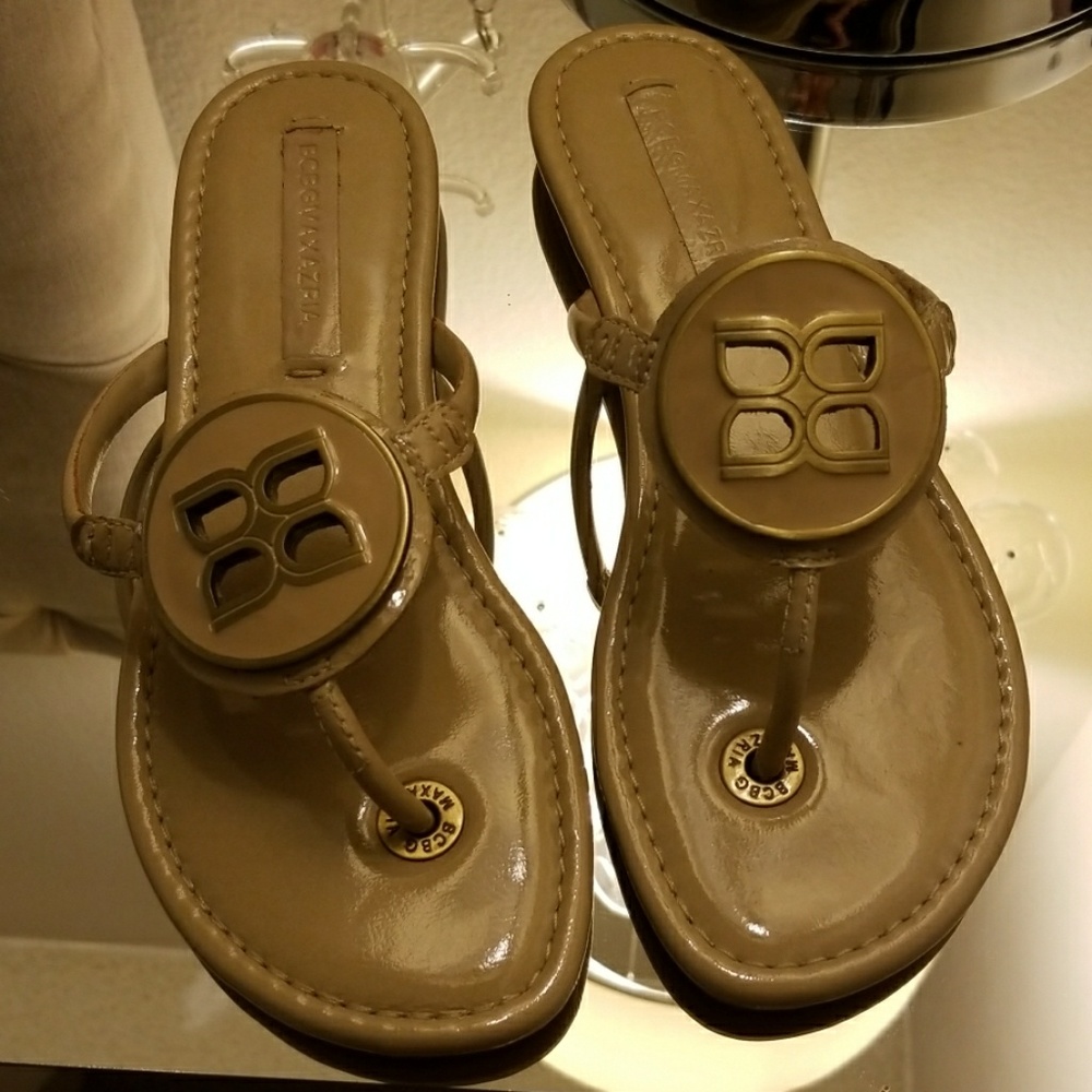 BCBGMAXAZRIA Nude Beige Sandals Size 6.5